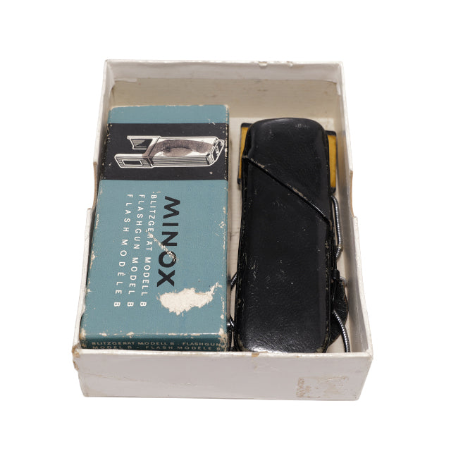 Brugt Minox B + Minox Flashgun model B