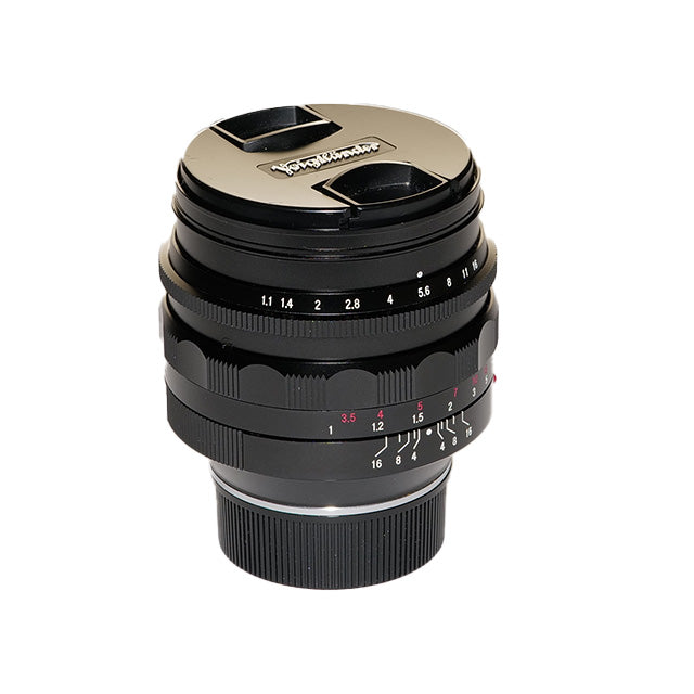Brugt Voigtländer Nokton 50mm F/1.1