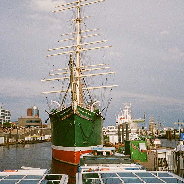 Pentax 17 Sølv Analog Kamera