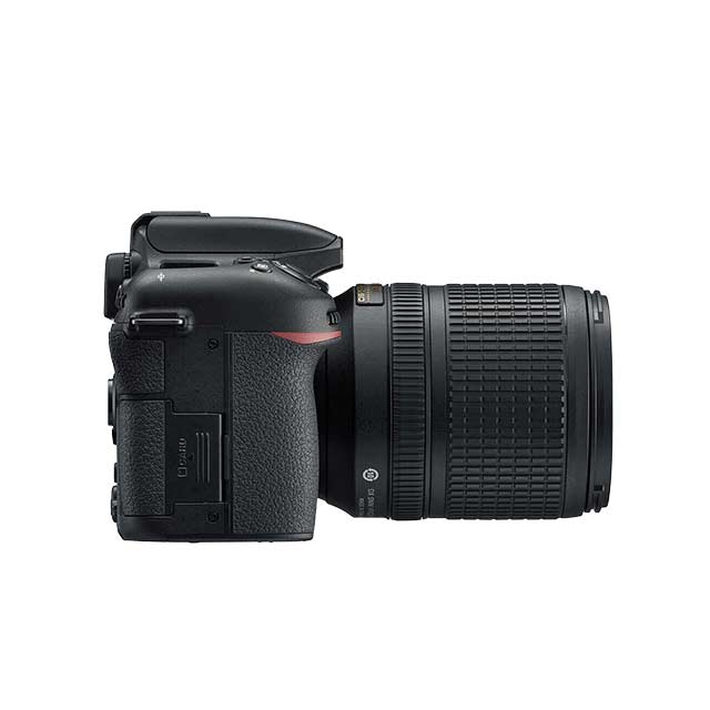 Nikon D7500 + 18-140mm VR Kit