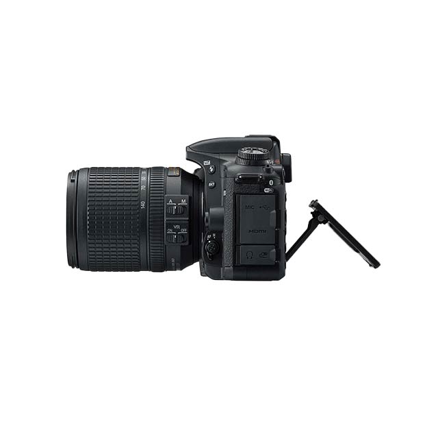 Nikon D7500 + 18-140mm VR Kit