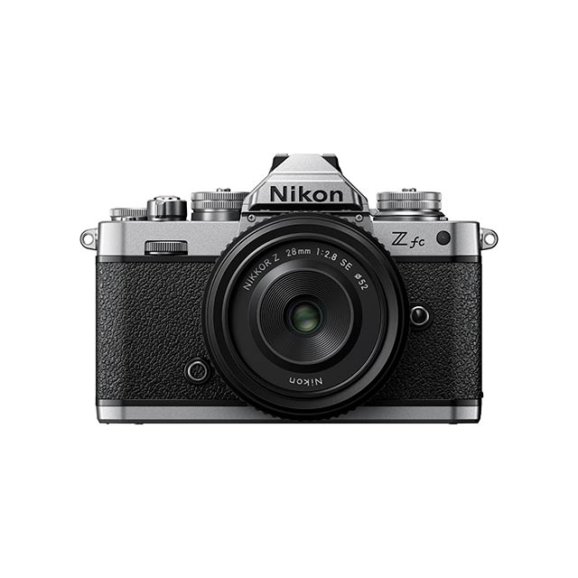 Nikon Z fc + NIKKOR Z 28mm F/2.8 SE