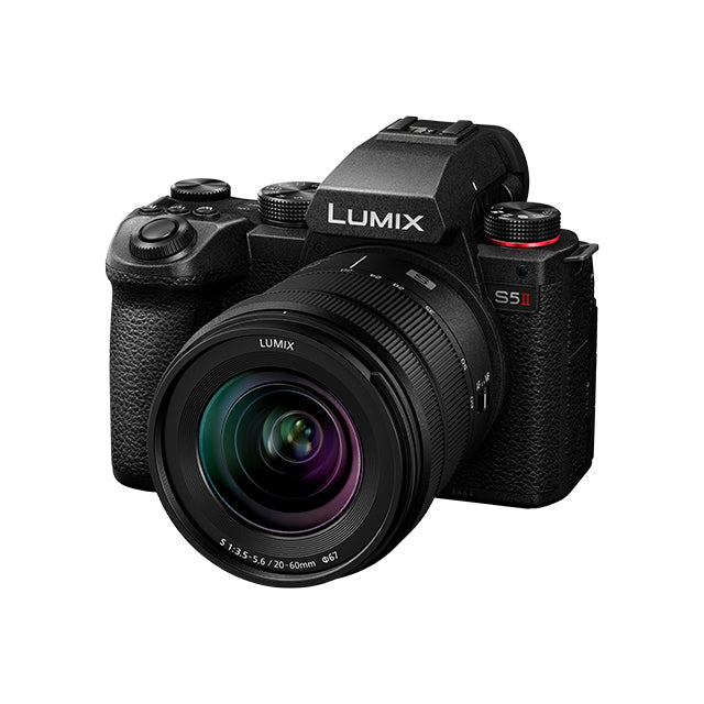 Panasonic Lumix S5 II + 20-60mm F/3.5-5.6