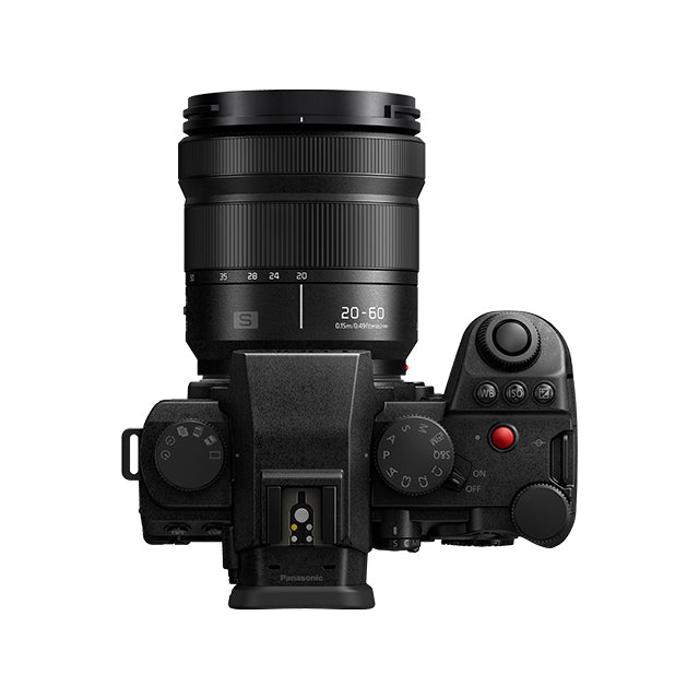 Panasonic Lumix S5 IIx + 20-60mm F/3.5-5.6