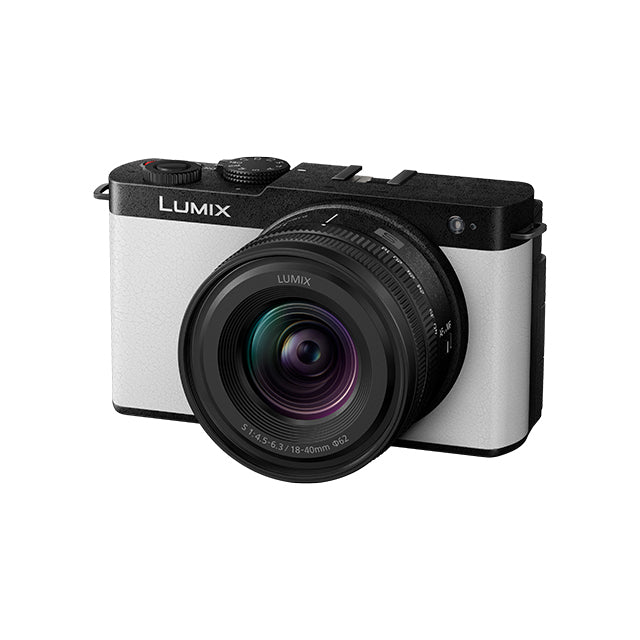 Panasonic Lumix S9 Smokey White + 18-40mm F/4.5-6.3