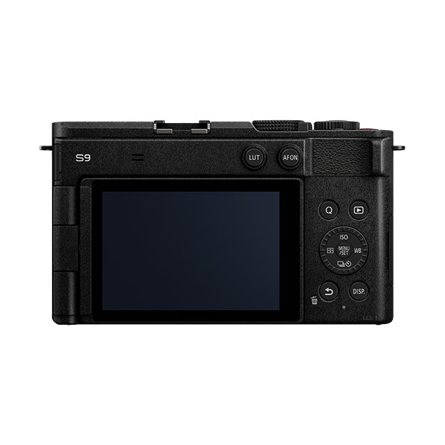 Panasonic Lumix S9 Jet Black + 18-40mm F/4.5-6.3