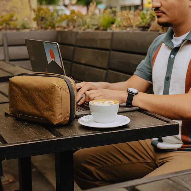 Peak Design Tech Pouch Coyote