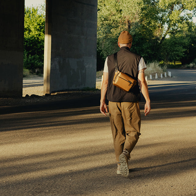 Peak Design Everyday Sling 3L V2 Coyote