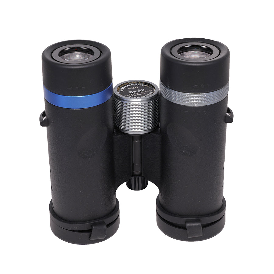 Focus Discover 8x32 set bagfra