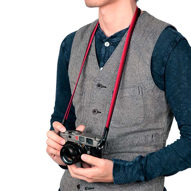 ARTISAN & ARTIST ACAM-312A Silk Camera Strap Gradation Sort / Rød