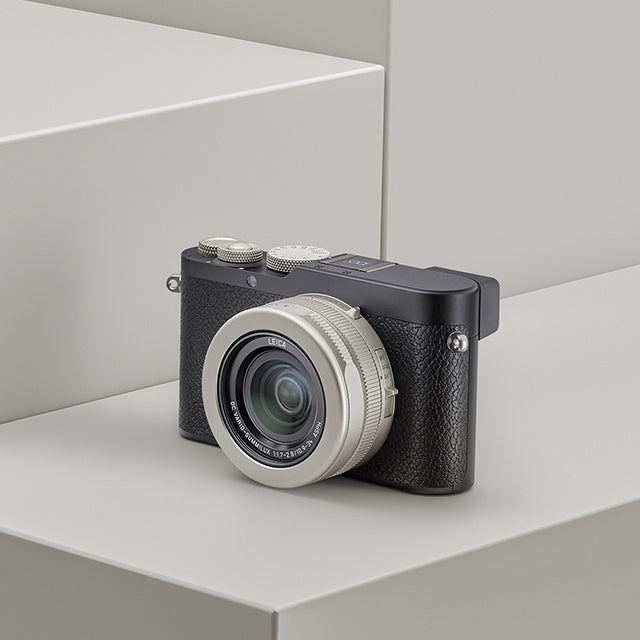 Leica D-LUX 8 100 Years of Leica + Gratis Auto Lens Cap og Premium Hybrid Glass