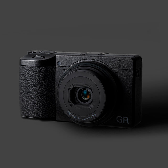 Ricoh GR IV