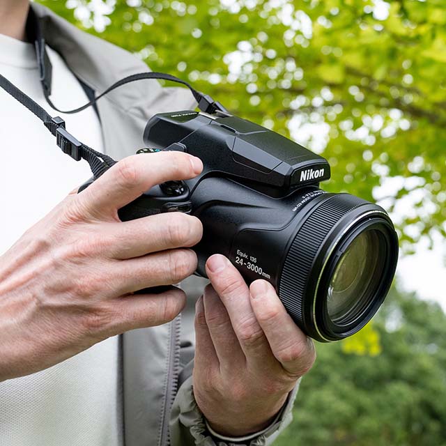 Nikon Coolpix P1100