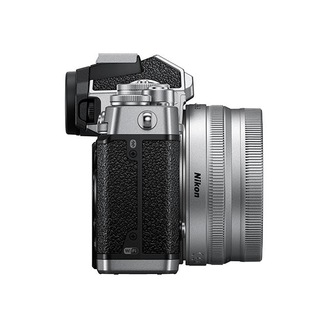 Nikon Z fc + NIKKOR Z DX 16-50mm VR + 50-250mm VR