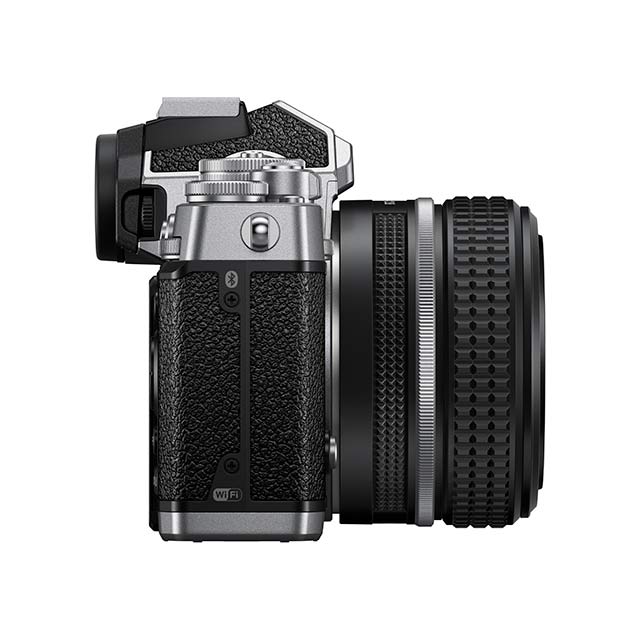 Nikon Z fc + NIKKOR Z 28mm F/2.8 SE