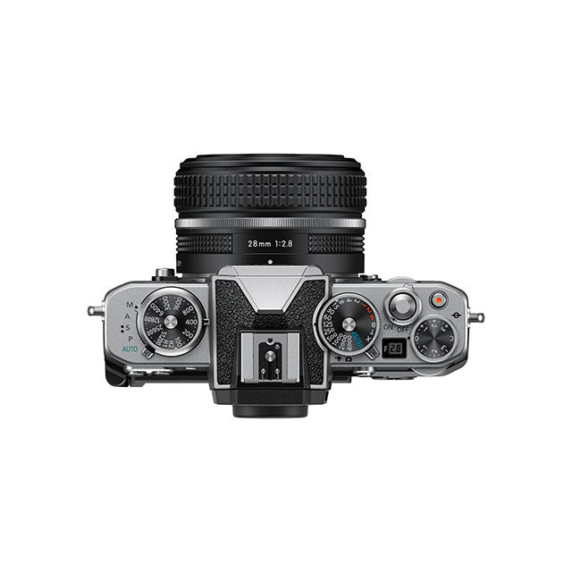 Nikon Z fc + NIKKOR Z 28mm F/2.8 SE