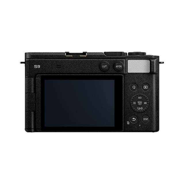 Panasonic Lumix S9 Smokey White + 18-40mm F/4.5-6.3