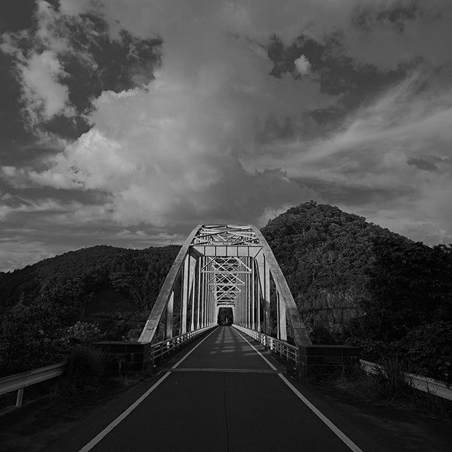 Panasonic Lumix S9 Smokey White + 18-40mm F/4.5-6.3
