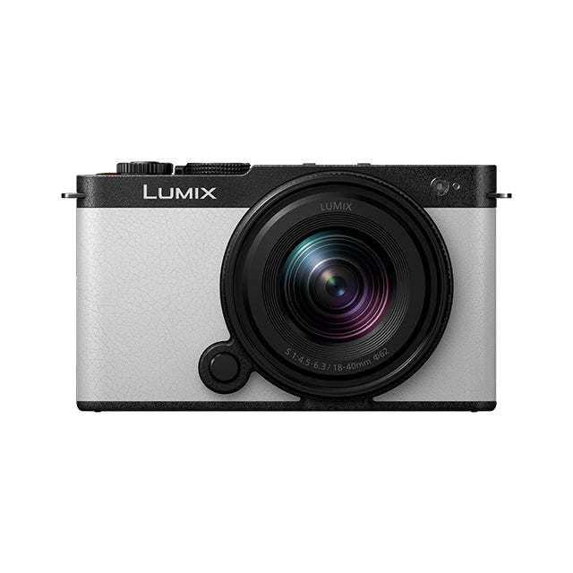Panasonic Lumix S9 Smokey White + 18-40mm F/4.5-6.3