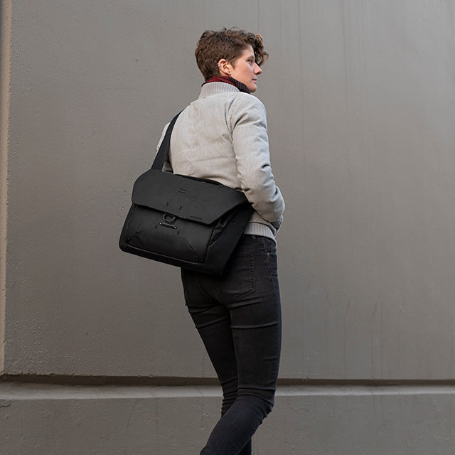 Peak Design Everyday Messenger 13L Sort