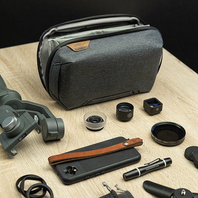 Peak Design Tech Pouch Charcoal