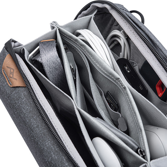 Peak Design Tech Pouch Charcoal