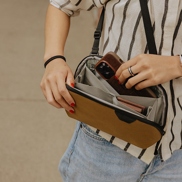Peak Design Tech Pouch Small Coyote